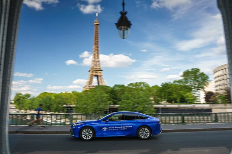 1000-km-avec-un-plein-un-nouveau-record-pour-la-toyota-mirai-23128-1-1.jpg