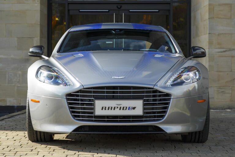 aston-martin-rapide-13696-3-1.jpg