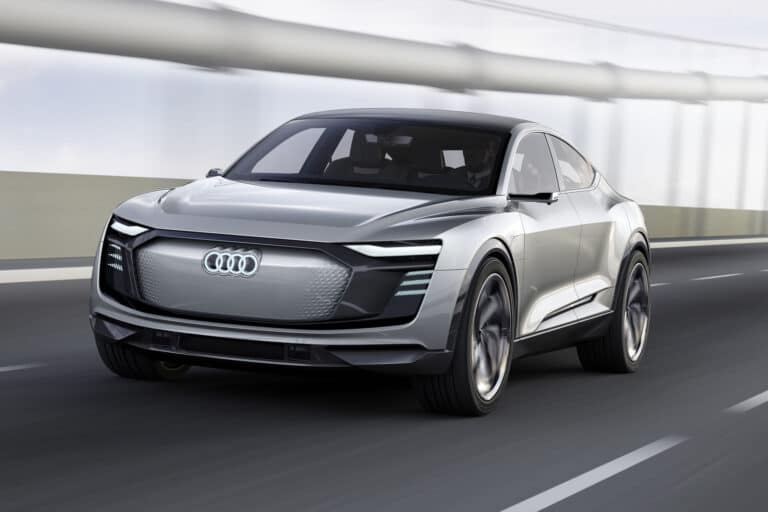 audi-e-tron-16090-1-1.jpg