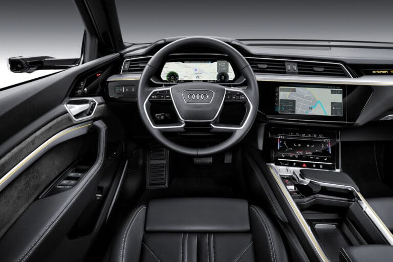 audi-e-tron-18279-5-1.jpg