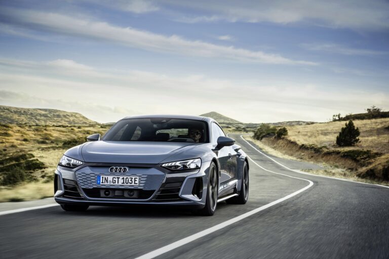 audi-e-tron-22449-7-1.jpg