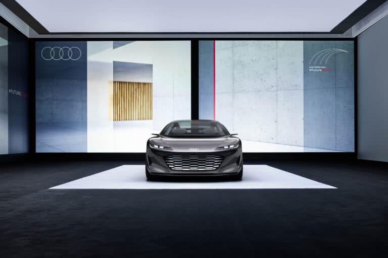 audi-presente-le-concept-grandsphere-a-munich-23492-2-1.jpg