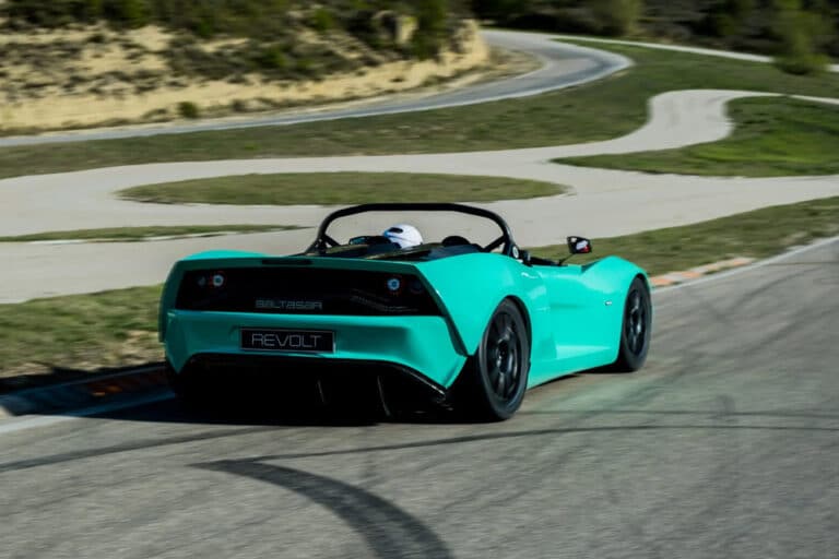 baltasar-revolt-un-roadster-electrique-pour-la-route-et-le-circuit-22832-5-1.jpg