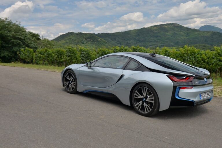 bmw-i8-i12-pure-impulse-362-ch-85494-1.jpg