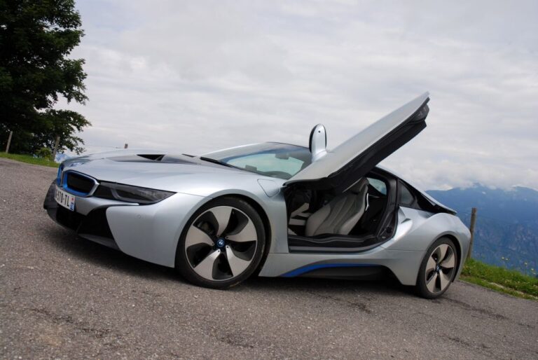 bmw-i8-i12-pure-impulse-362-ch-85504-1.jpg