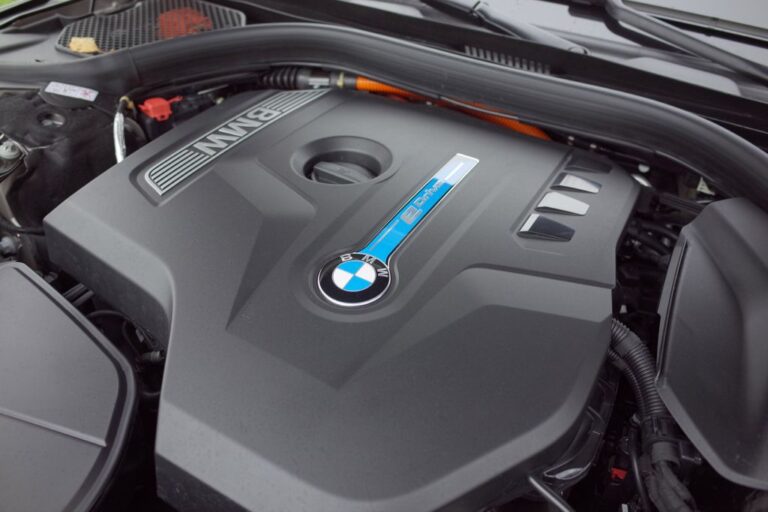 bmw-serie-7-g12-lci-740le-xdrive-110840.jpg