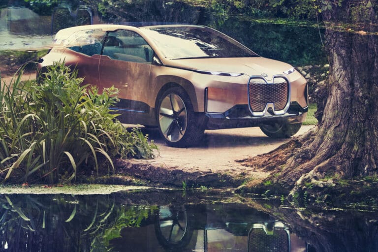 concept-bmw-vision-inext-18272-1-1.jpg