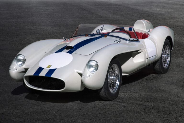 ferrari-250-23370-8-1.jpg