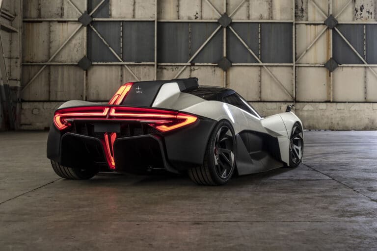 hypercar-apex-ap-0-plus-de-650-ch-electriques-20851-4-1.jpg