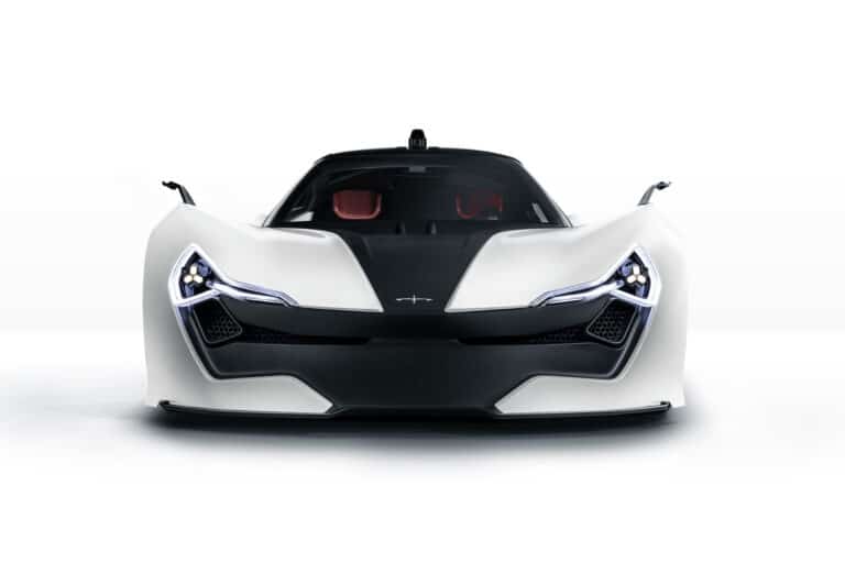 hypercar-apex-ap-0-plus-de-650-ch-electriques-20851-6-1.jpg