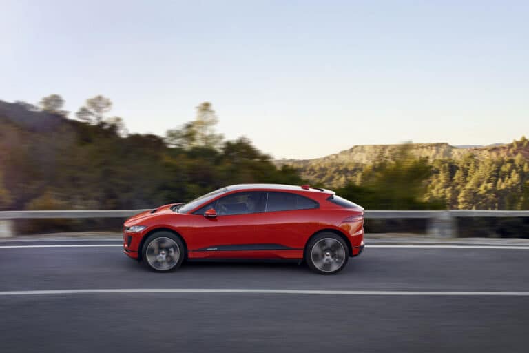 jaguar-i-pace-17315-2-1.jpg