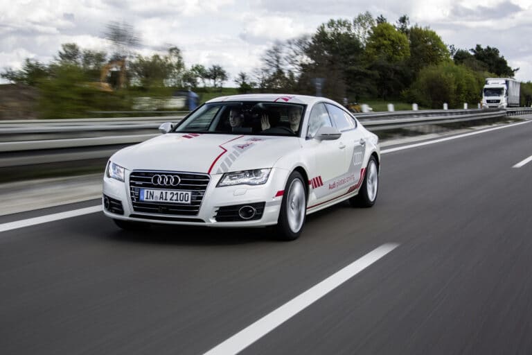 l-audi-a7-autonome-sur-l-autobahn-16258-1-1.jpg