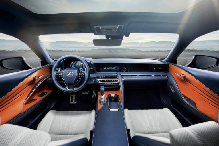 lexus-lc-13697-8-1.jpg