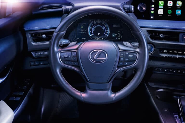 lexus-ux-20313-3-1.jpg