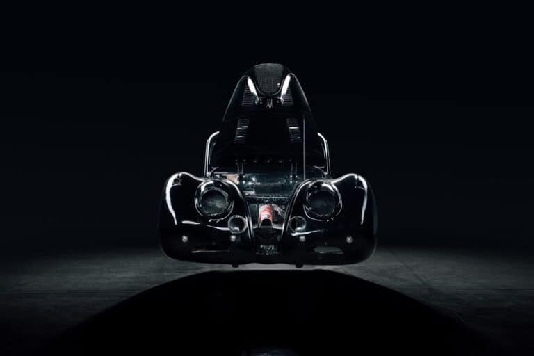 lunaz-electrifie-de-prestigieux-modeles-classiques-20110-4-1.jpg