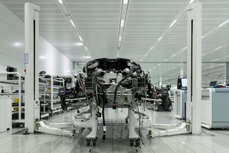 mclaren-speedtail-21080-4-1.jpg