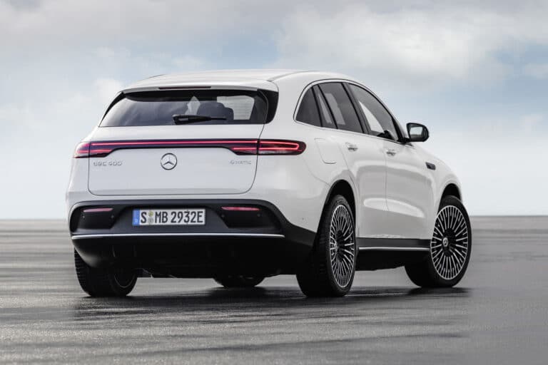 mecedes-benz-eqc-suv-electrique-18216-5-1.jpg