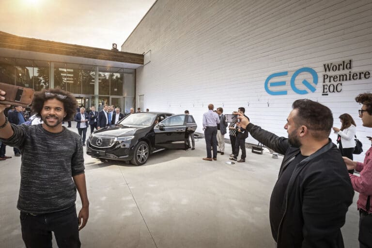 mecedes-benz-eqc-suv-electrique-18216-8-1.jpg