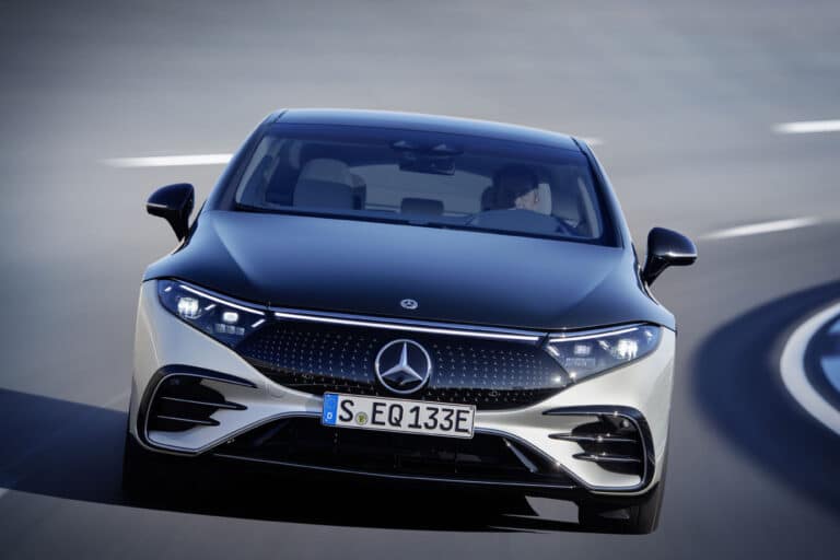 mercedes-benz-eqs-premiere-berline-electrique-a-l-etoile-22786-3-1.jpg