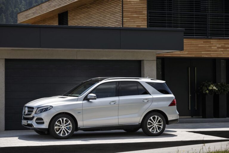 mercedes-classe-gle-suv-w166-500e-4matic-101432.jpg