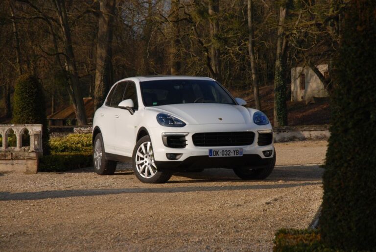 porsche-cayenne-ii-958-s-e-hybrid-3-0-v6-93036-1.jpg