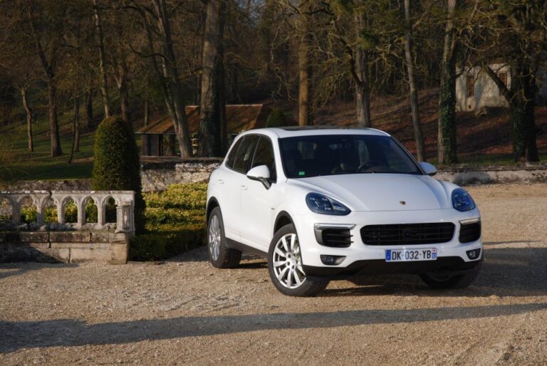 porsche-cayenne-ii-958-s-e-hybrid-3-0-v6-93037-1.jpg