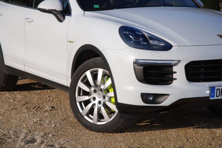 porsche-cayenne-ii-958-s-e-hybrid-3-0-v6-93038-1.jpg