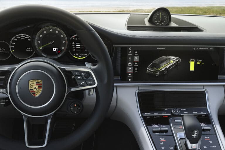 porsche-panamera-sport-turismo-16539-5-1.jpg