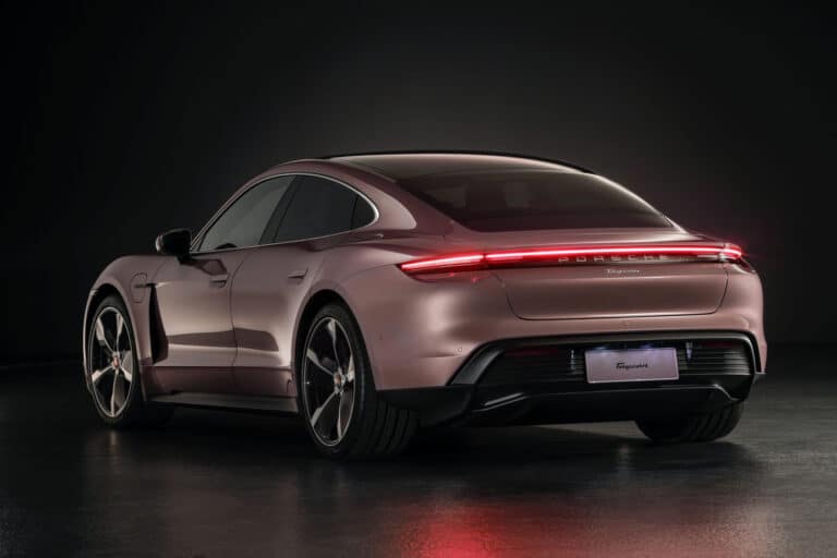 porsche-taycan-21364-2-1.jpg