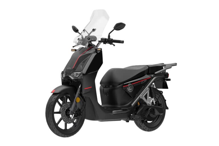 super-soco-devoile-son-premier-scooter-electrique-equivalent-125-cm3-20773-1-1.jpg