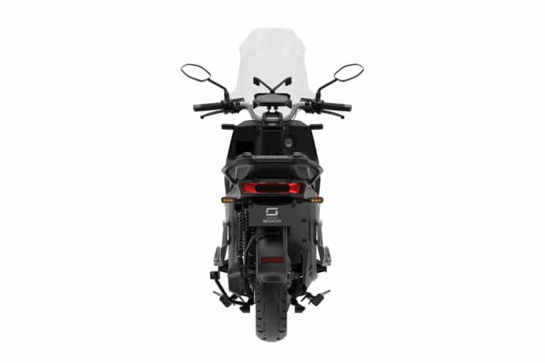 super-soco-devoile-son-premier-scooter-electrique-equivalent-125-cm3-20773-3-1.jpg