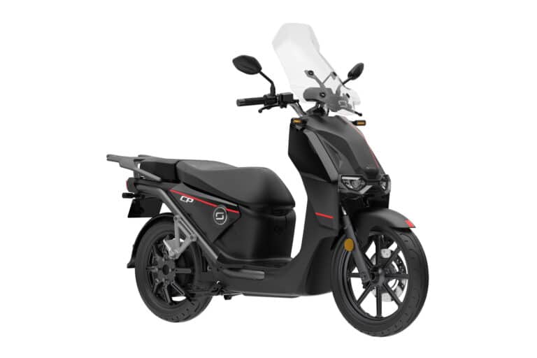 super-soco-devoile-son-premier-scooter-electrique-equivalent-125-cm3-20773-4-1.jpg