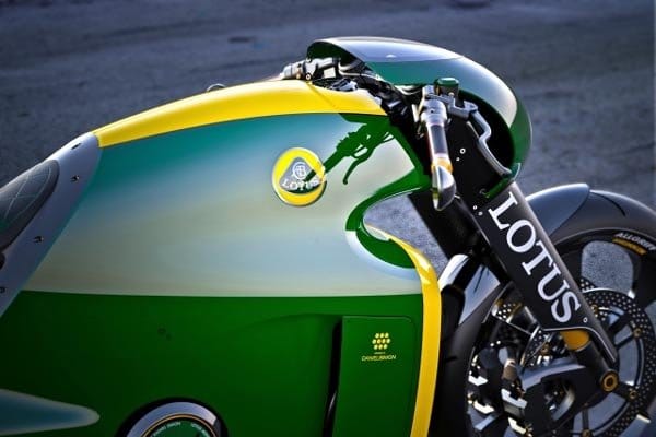 superbike-lotus-c-01-9636-2-1.jpg