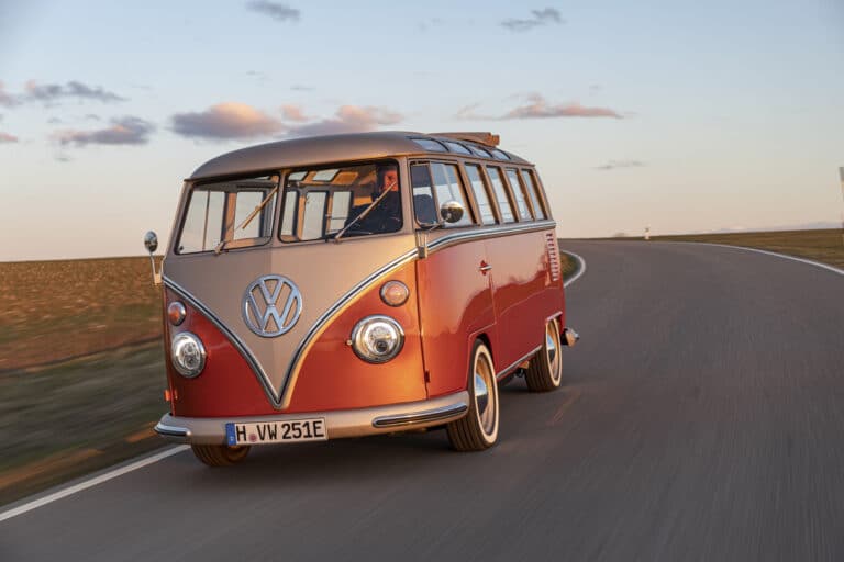 volkswagen-combi-20884-1-1.jpg