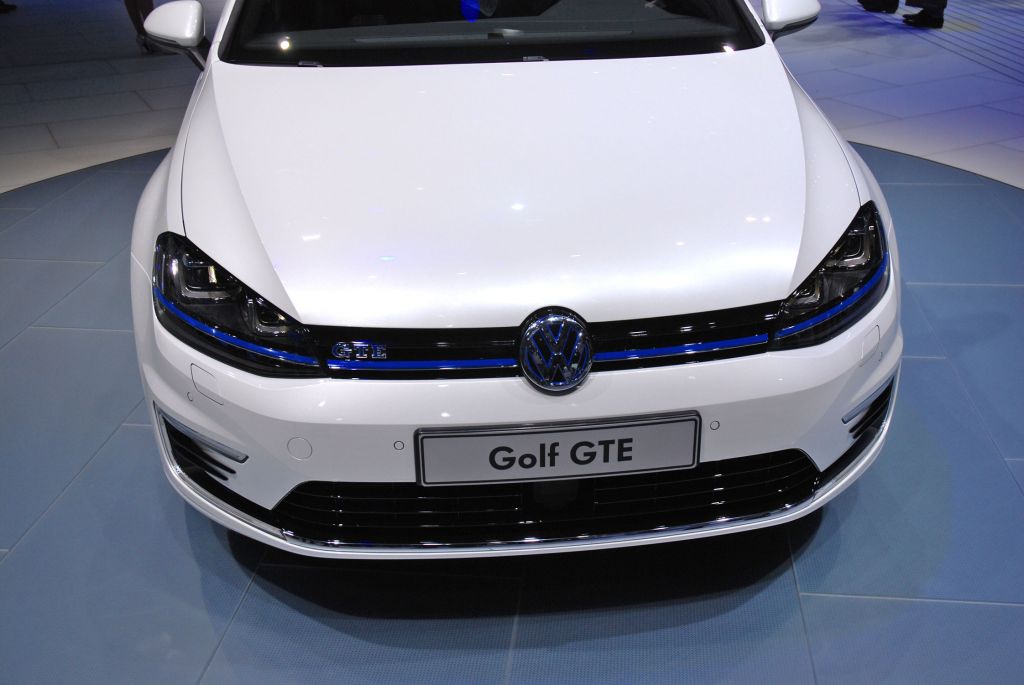 volkswagen-golf-vii-gte-1-4-tsi-plug-in-hybrid-82595.jpg