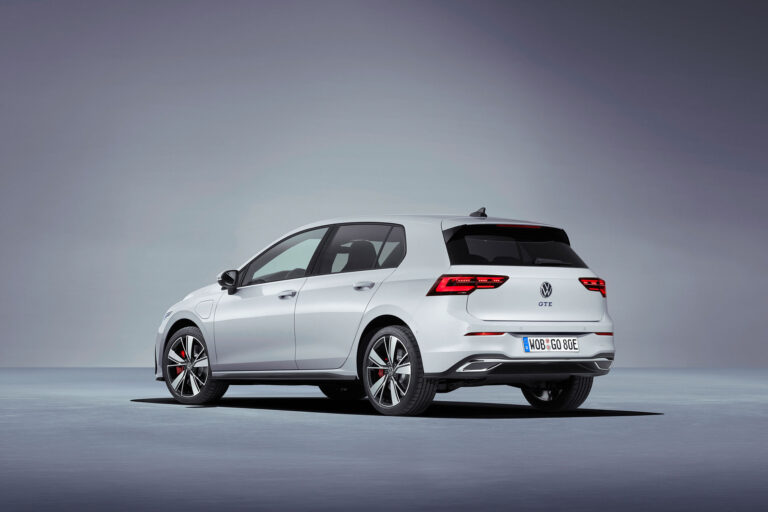 volkswagen-golf-viii-gte-245-ch-132661-2.jpg