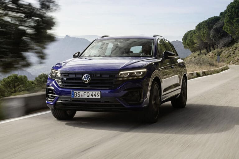 volkswagen-touareg-20746-1-1.jpg