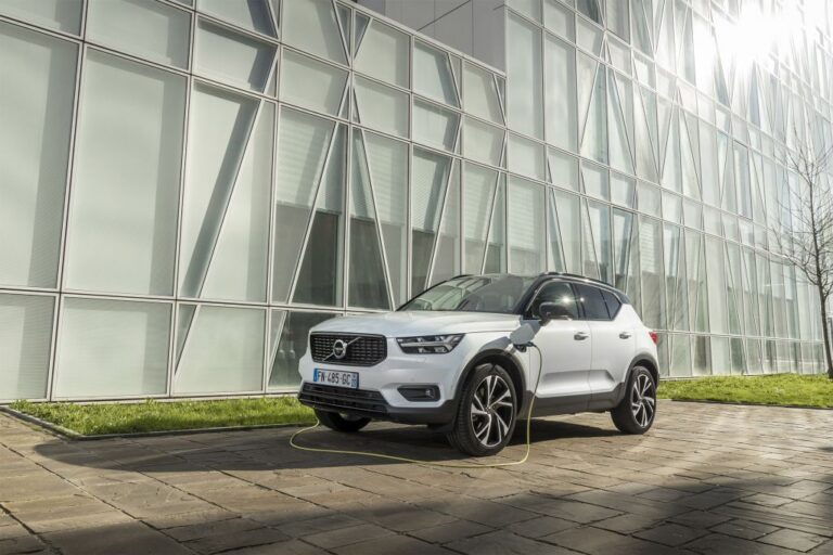 volvo-xc40-t5-twin-engine-262-ch-127841.jpg