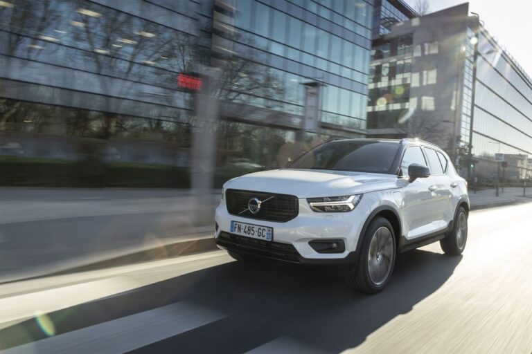 volvo-xc40-t5-twin-engine-262-ch-127845-1.jpg