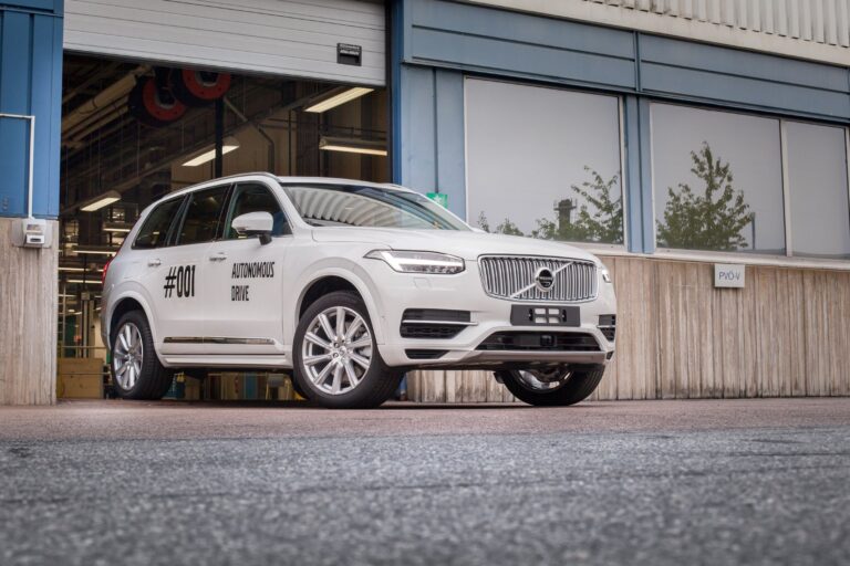 volvo-xc90-14717-1-1.jpg