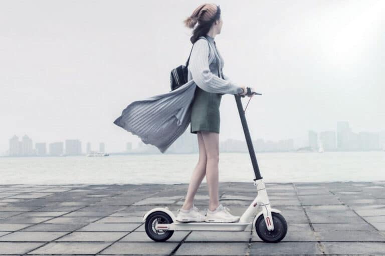 xiaomi-mi-electric-scooter-1s-21083-3-1.jpg