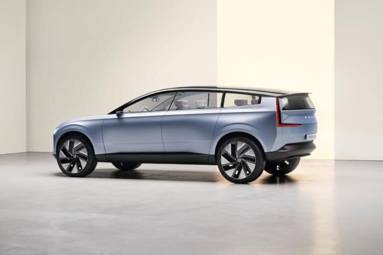 Volvo Concept Recharge, Exterior left side/rear