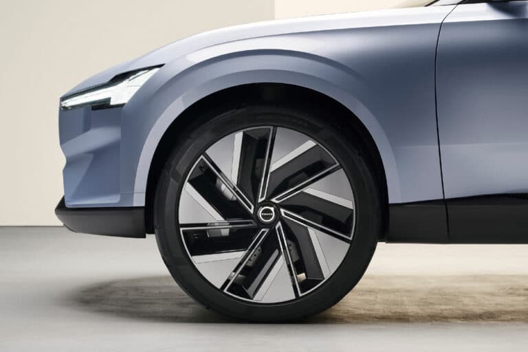 Volvo Concept Recharge, Exterior left front wheel