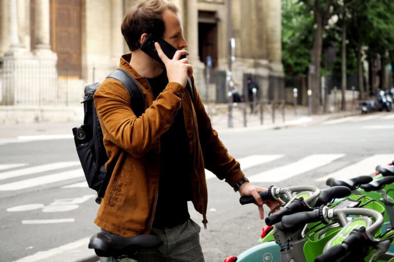 deverrouiller-un-velib-avec-un-smartphone-c-est-desormais-possible-24013-2.jpg