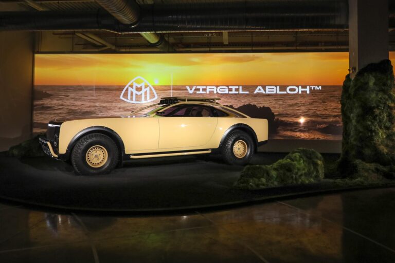 mercedes-benz-rend-hommage-a-virgil-abloh-via-le-project-maybach-23939-6.jpg