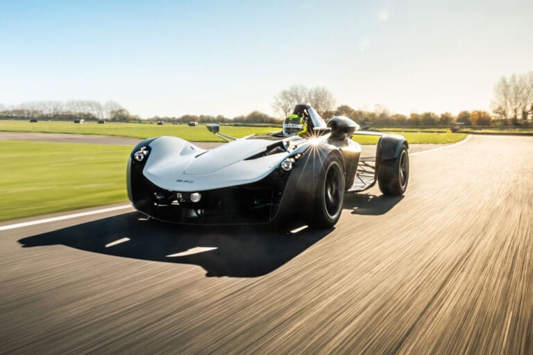 bac-mono-24191-2.jpg