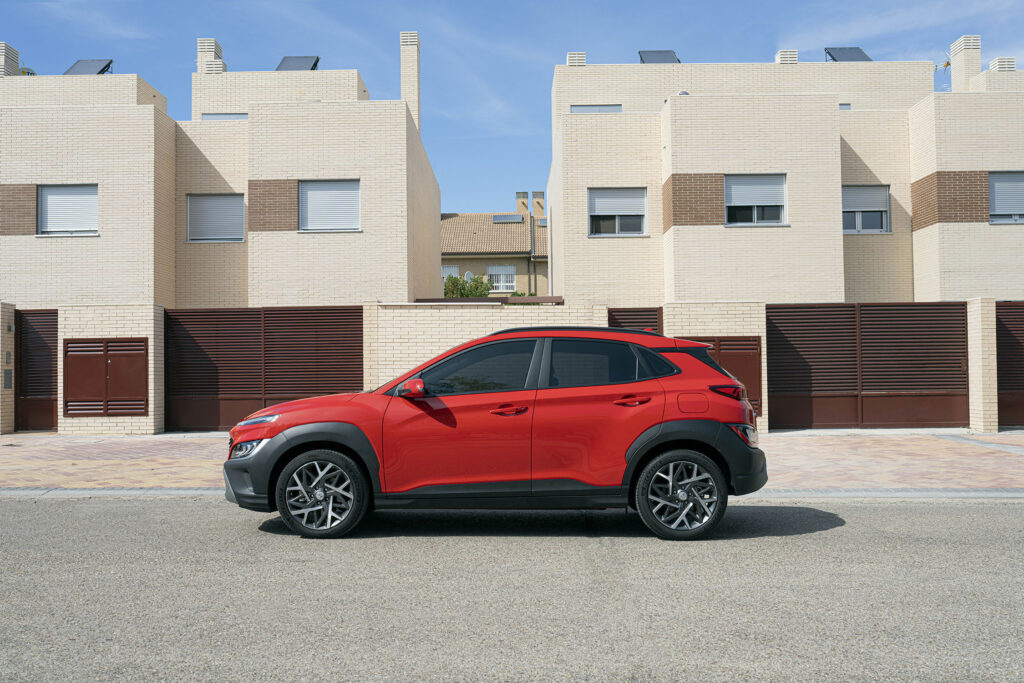 hyundai-kona-hybrid-141-ch-134872-3.jpg