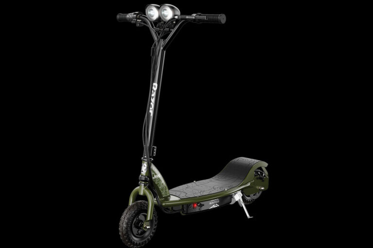 jeep-devoile-une-trottinette-tout-terrain-la-razor-rx200-24283-1-1.jpg