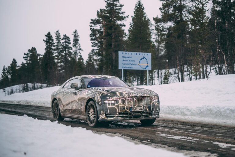 rolls-royce-spectre-24447-1-1.jpg