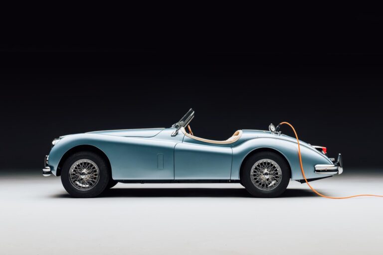 jaguar-xk140-24500-5-1.jpg